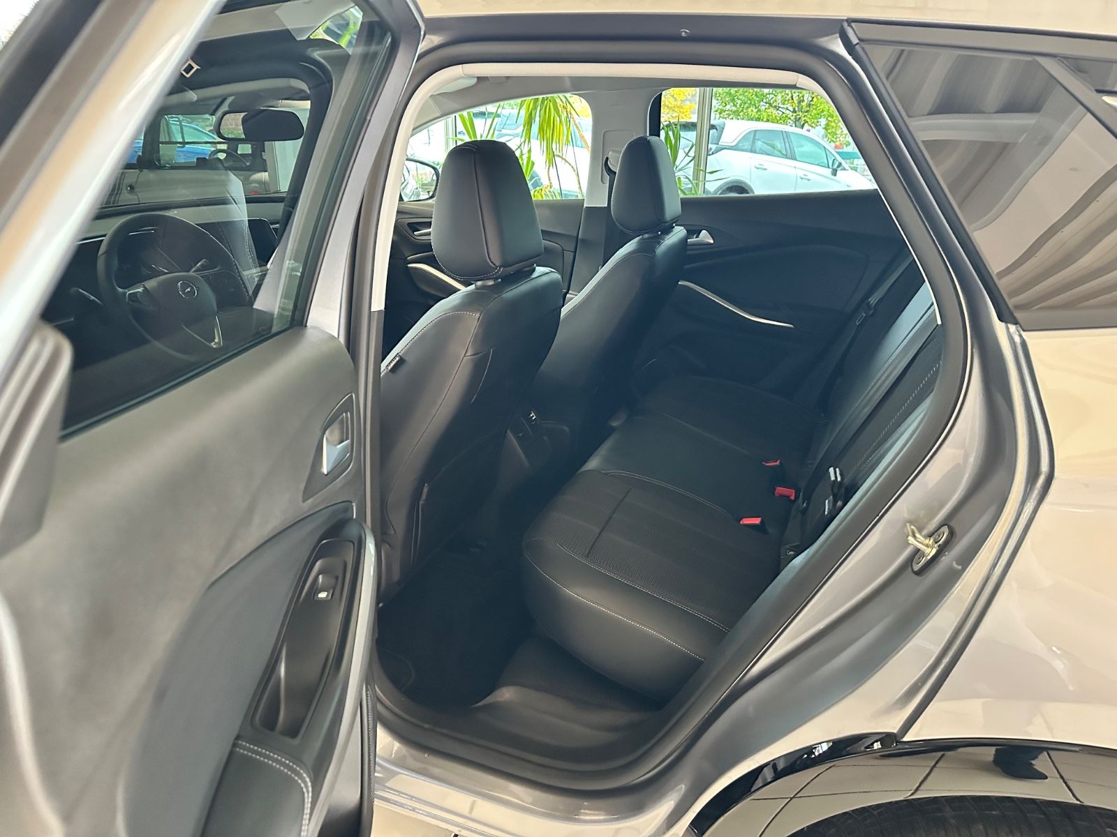 Fahrzeugabbildung Opel Grandland GS Navi*Sitzh.*Kamera*Intellilux