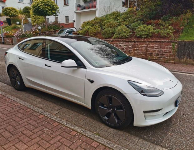 Tesla Model 3 LR Long Range AWD