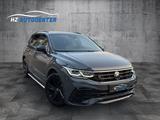 Volkswagen Tiguan R-Line 1.5 TSI DSG*BLACK*DIGITAL*LED*NAVI - VW Tiguan Gebrauchtwagen in Freiburg