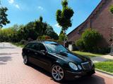 Mercedes-Benz Mercedes Benz  E320  Avantgarde Sportpaket - Mercedes-Benz E 320: bis 10000 Euro