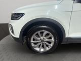Volkswagen T-Roc Style 1.5 TSI DSG Navi LED AHK - gebrauchte Pickups