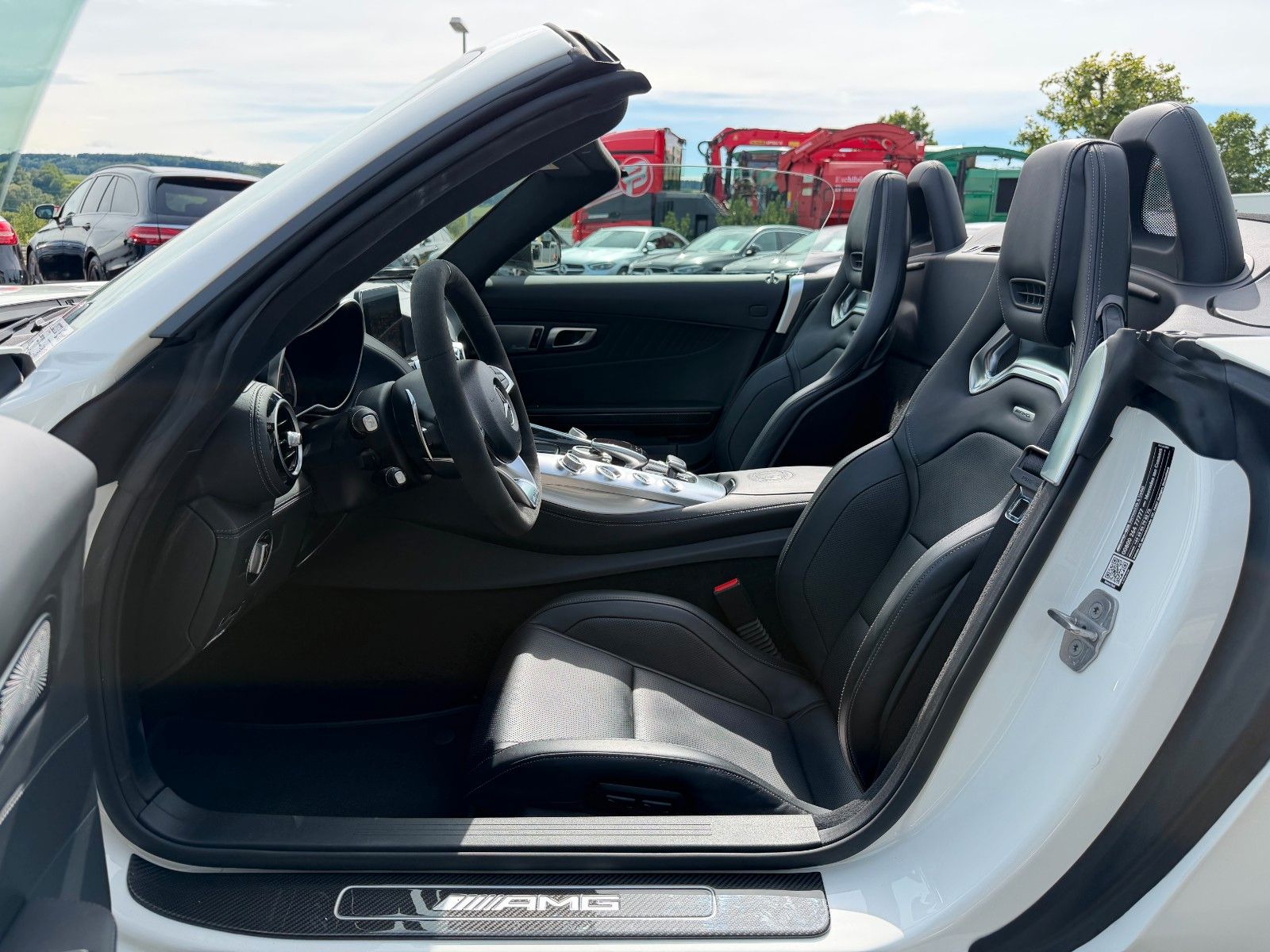 Fahrzeugabbildung Mercedes-Benz AMG GT C Roadster+GTR+Umbau+Keramik+Distr+RFK
