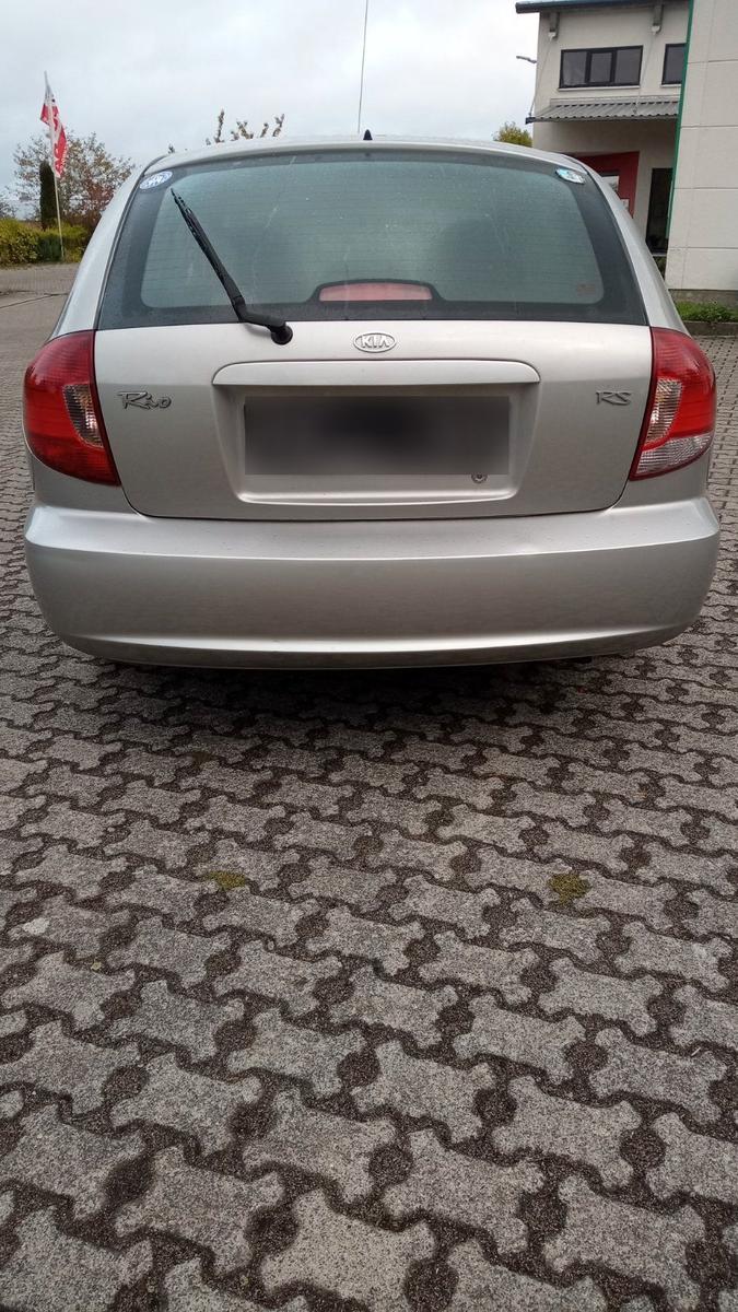 Kia Rio 2005 — двигун 82 HP (60kW)