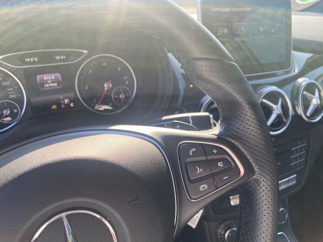 B 220 d Urban KLIMA SHZ PTS AHK NIGHT PAKET LED