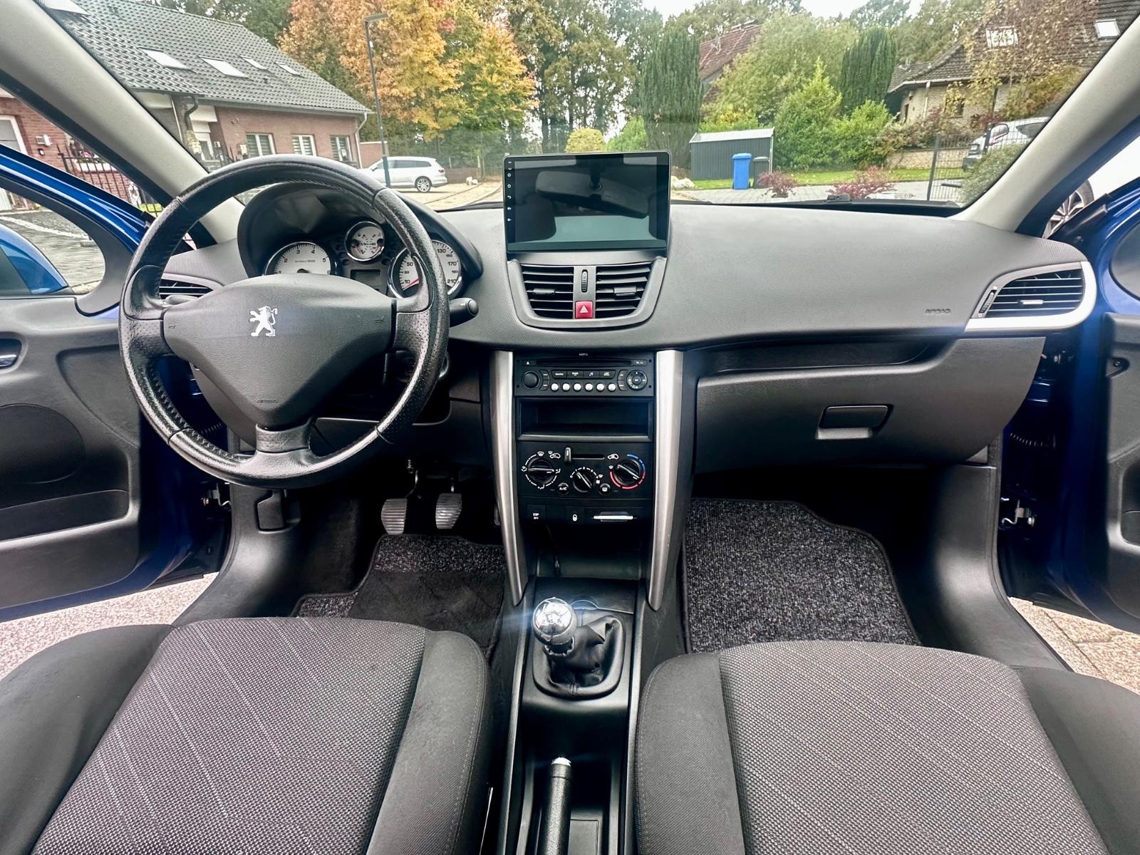 Peugeot 207 2008 — photo 12