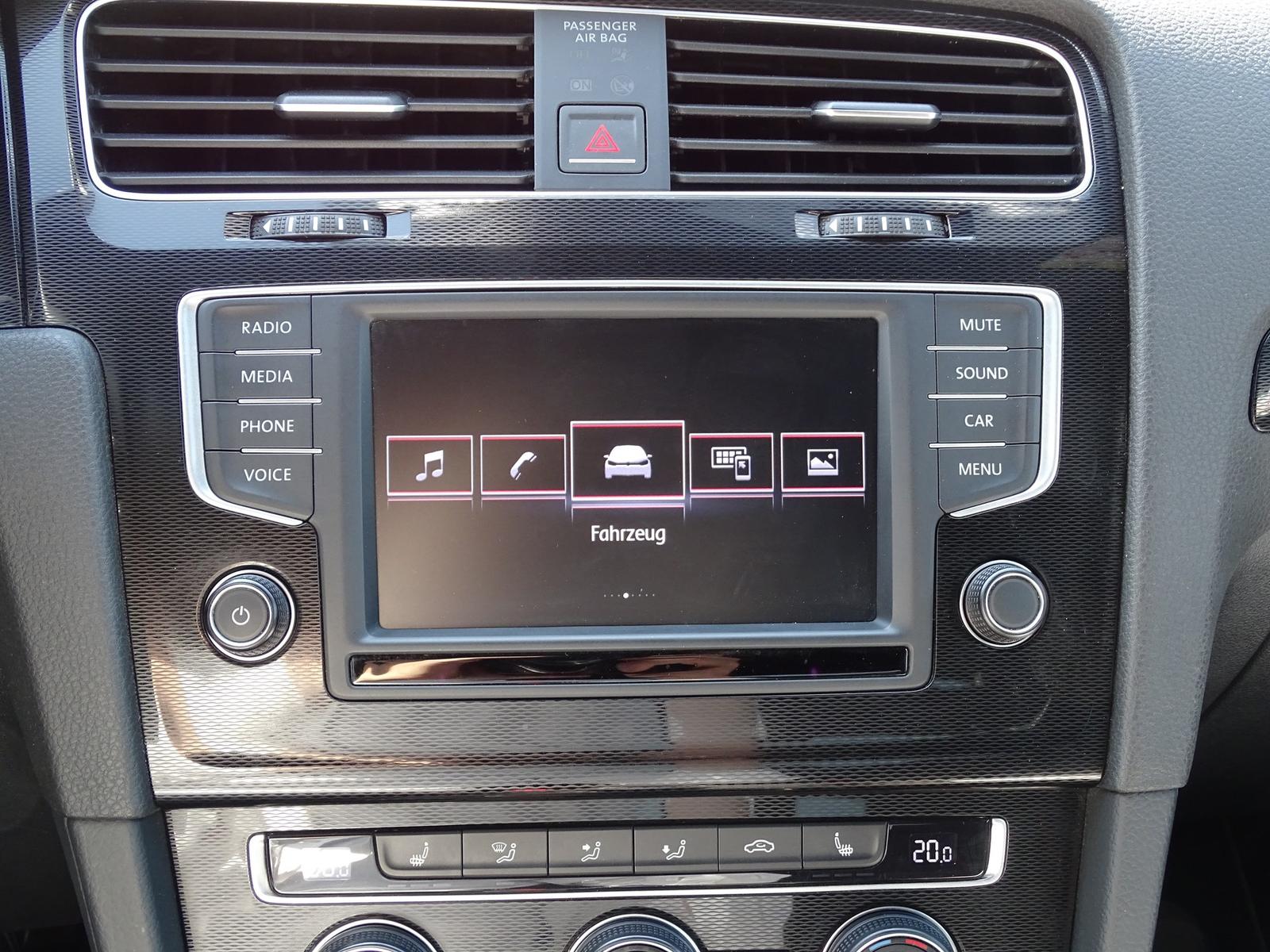 Volkswagen Golf VII 2.0 GTI BMT Bi-Xenon Dynaudio Standheiz