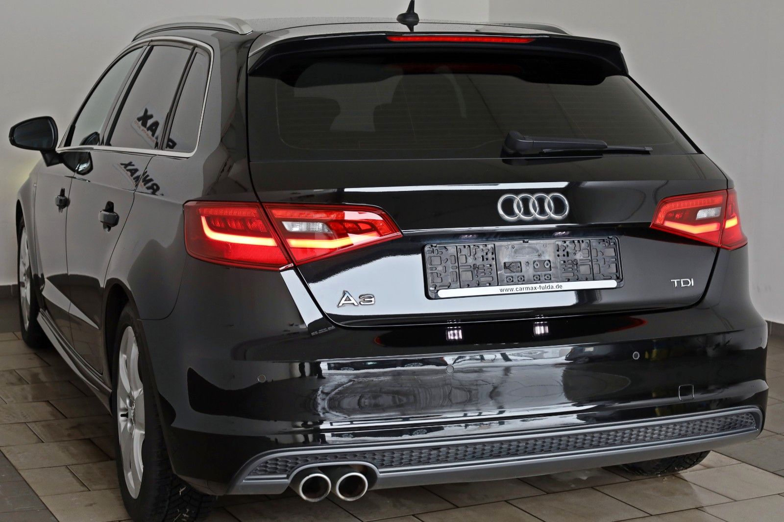 Fahrzeugabbildung Audi A3 Sportback S Line T.Leder,Navi,LED,ACC,SH,+WR