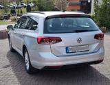 Volkswagen Passat Variant 2.0 TDI SCR DSG Business Vari... - Volkswagen Passat Variant: Von Privat