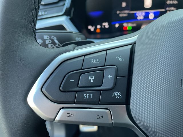 Touran R-Line 1.5TSI DSG AHK/Navi/LED/Kamera/ACC