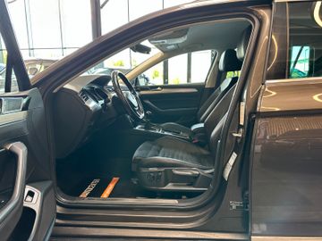 Volkswagen Passat Variant *Keyless*LED*NAVI*ACC*3-Zonen*
