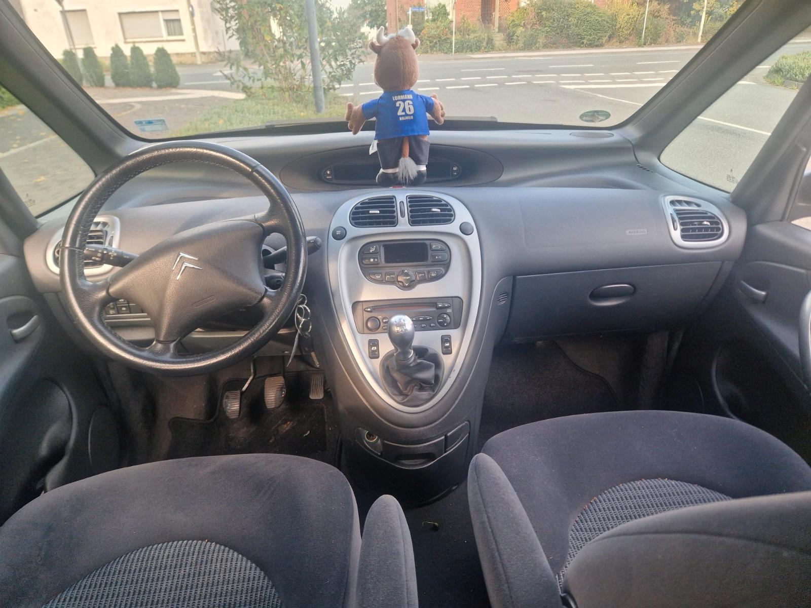 Citroën Xsara Picasso 1.6 16V Style tüv neu Scheckheft