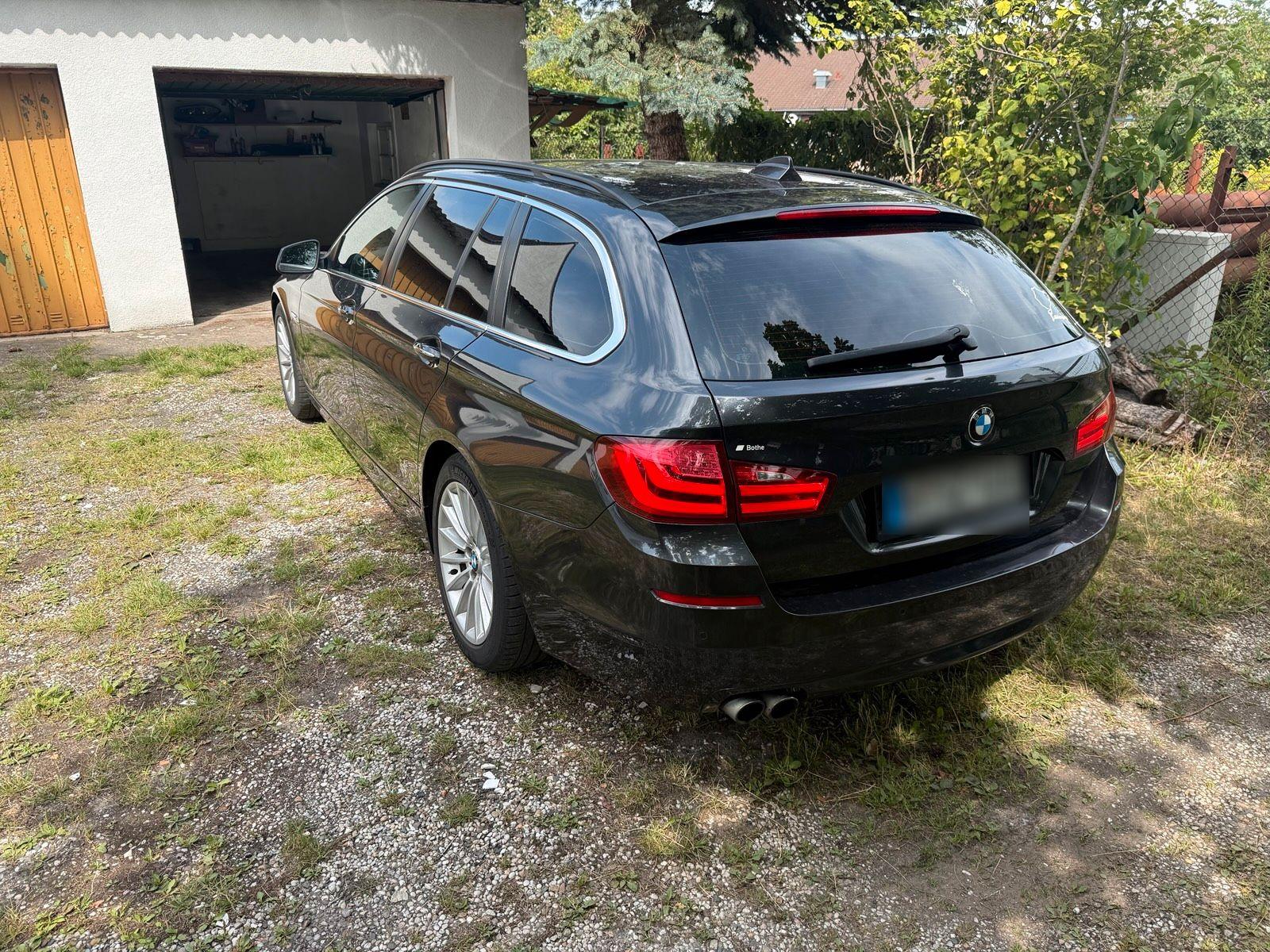 BMW 530 2011 — engine 272 HP (200kW)