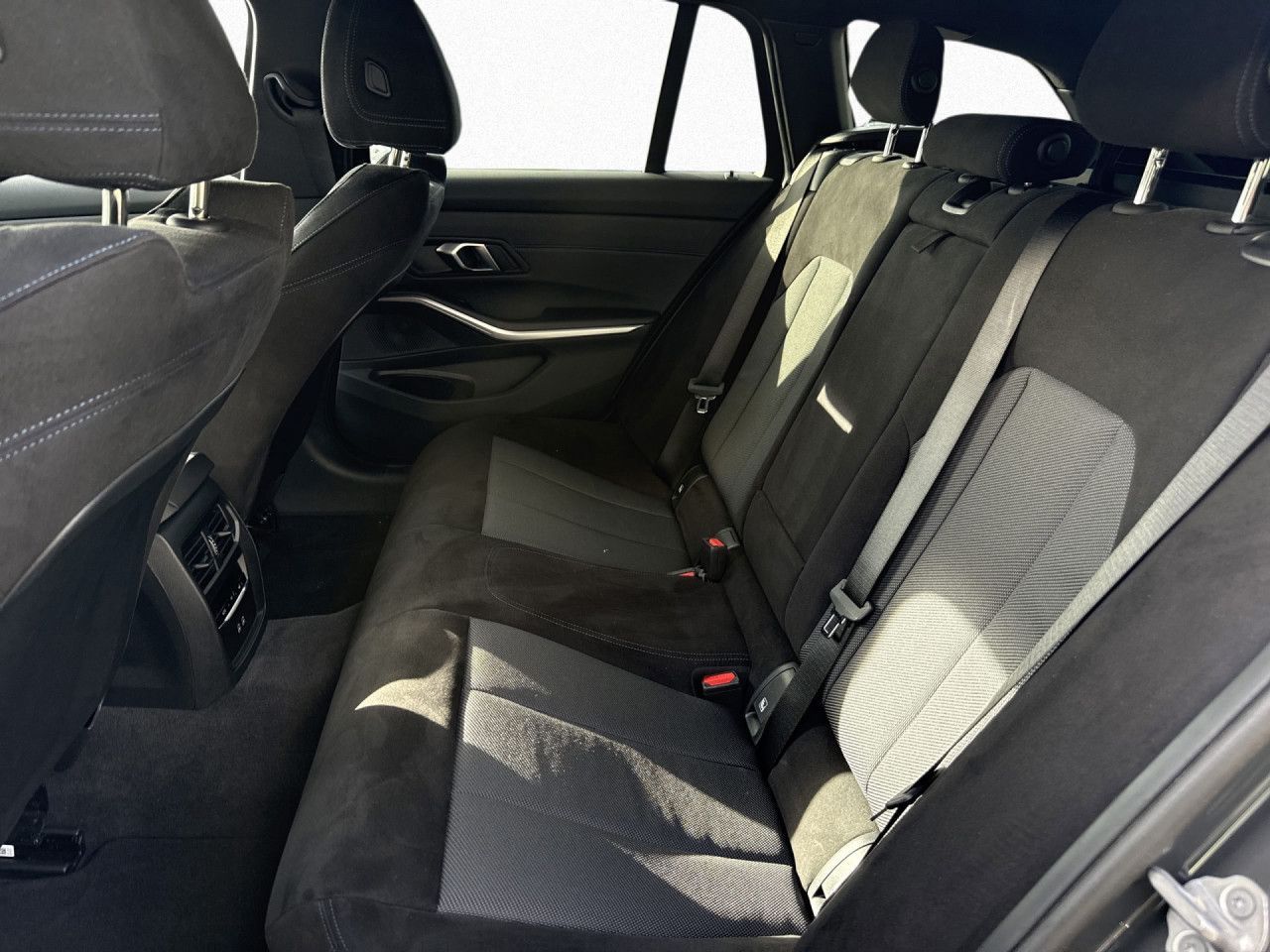 BMW 330 - Bild 14