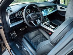 Audi Q8 – 15 / 35