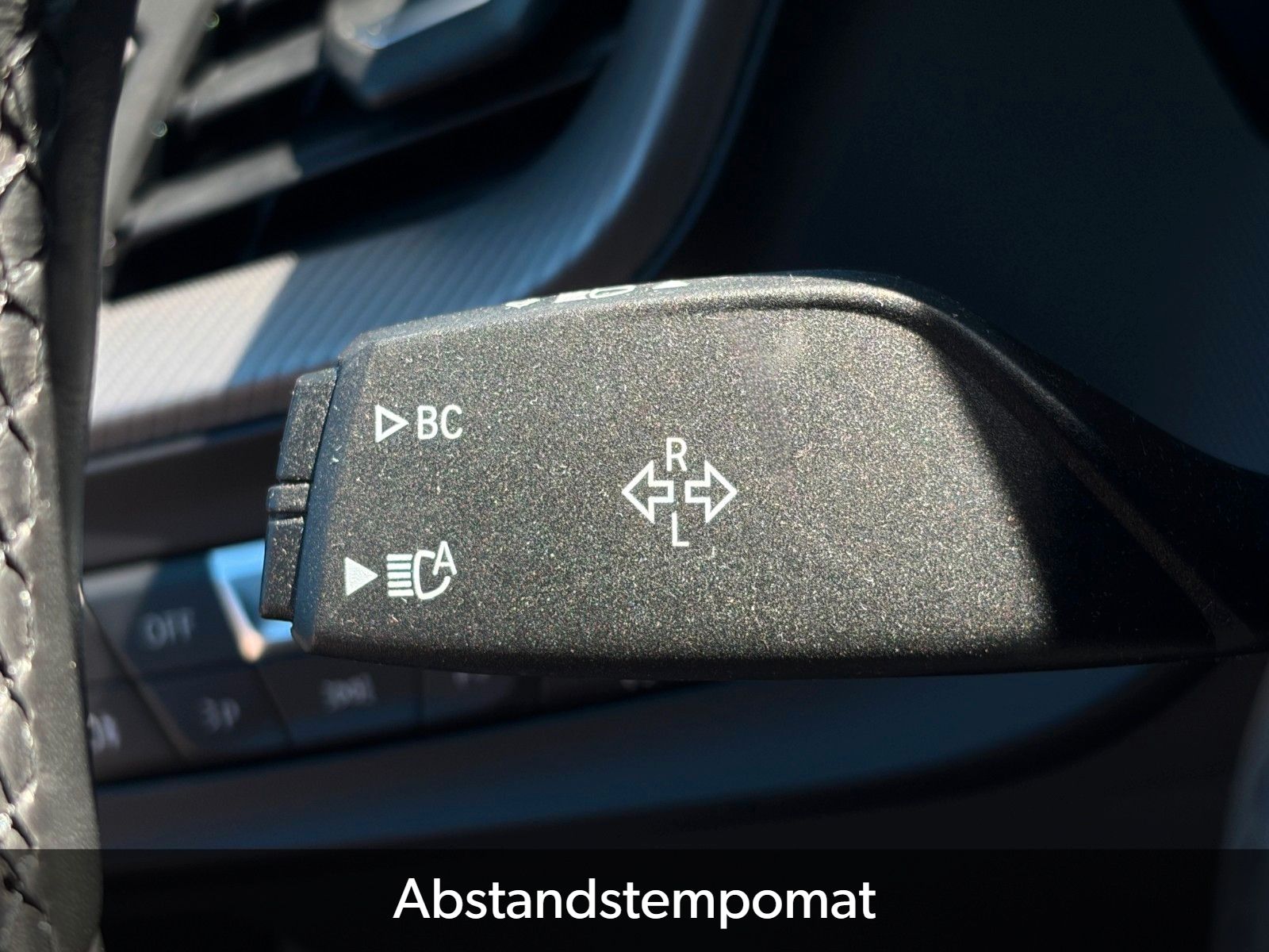 Fahrzeugabbildung BMW 120i M Sport 2-Z Klima H&K KZG ACC LEDER CAM LHZ
