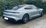 Porsche Taycan Turbo Turbo - silberne Porsche Taycan