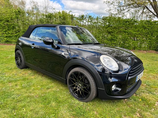 MINI COOPER_D_CABRIO