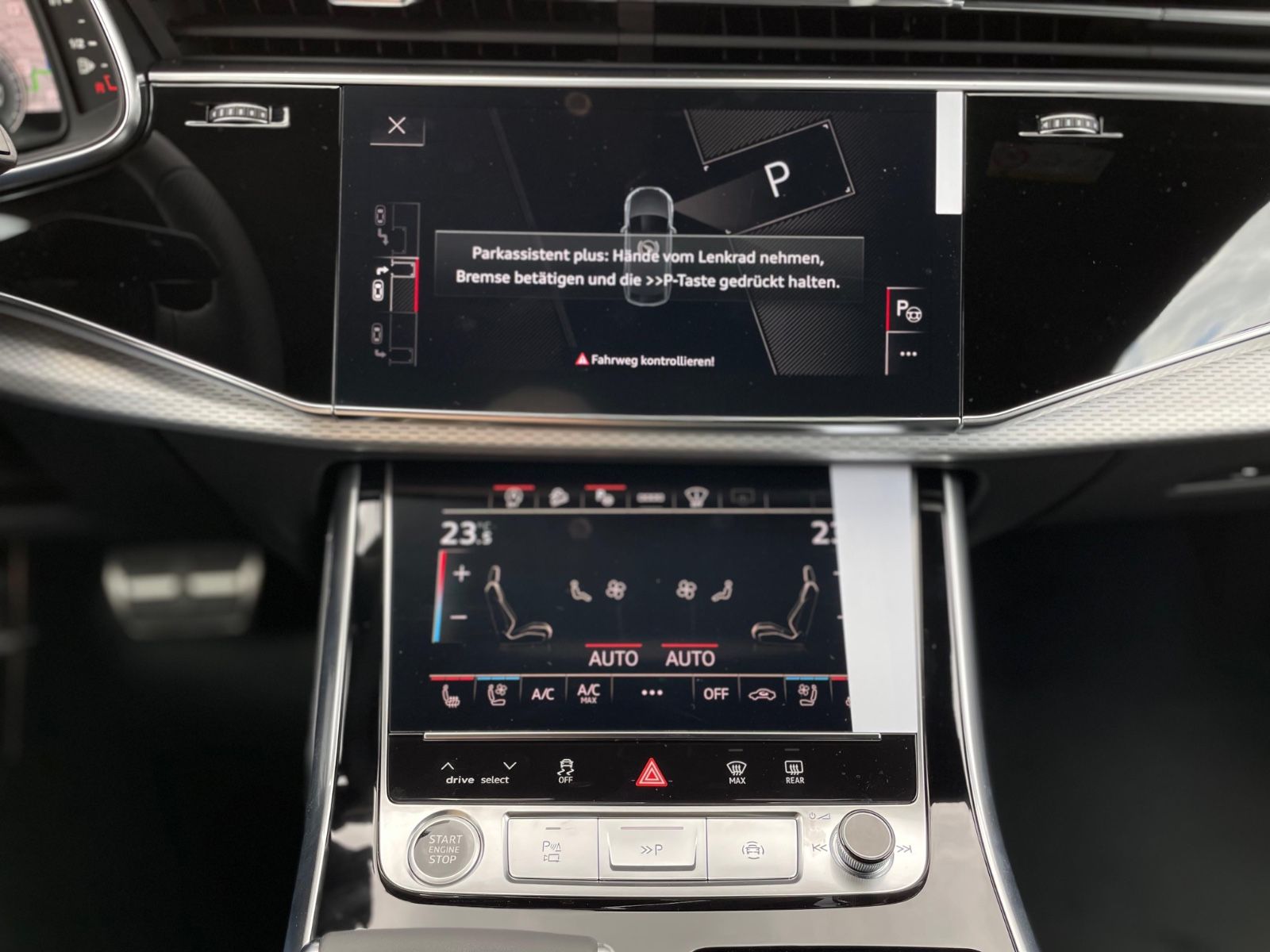 Fahrzeugabbildung Audi Q8 50 TDI Facelift |SLine|HUD|Softclose|23"|B&O|