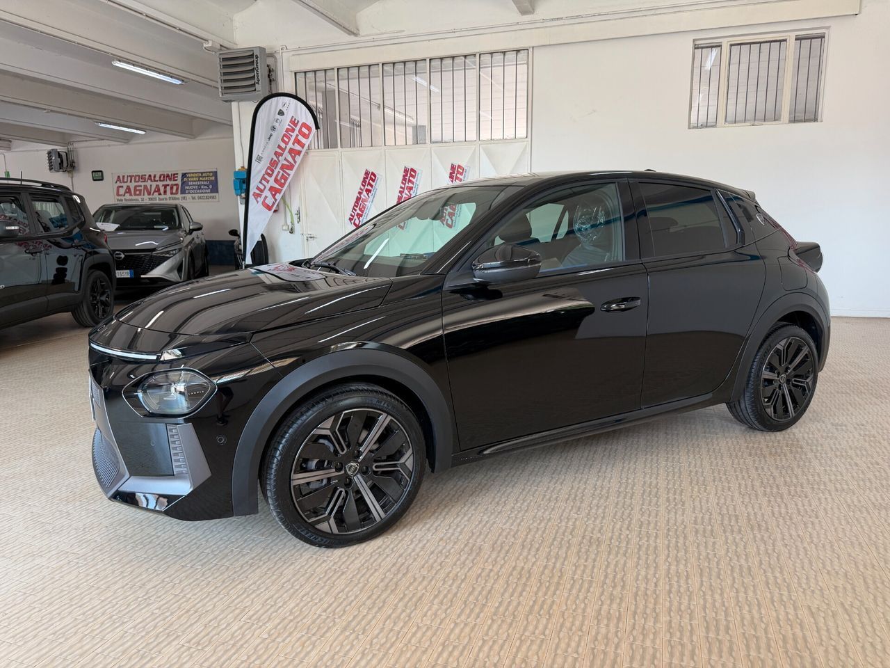 Lancia Ypsilon Hybrid e-DCT HF Line KM 1500 Neop imagem 3