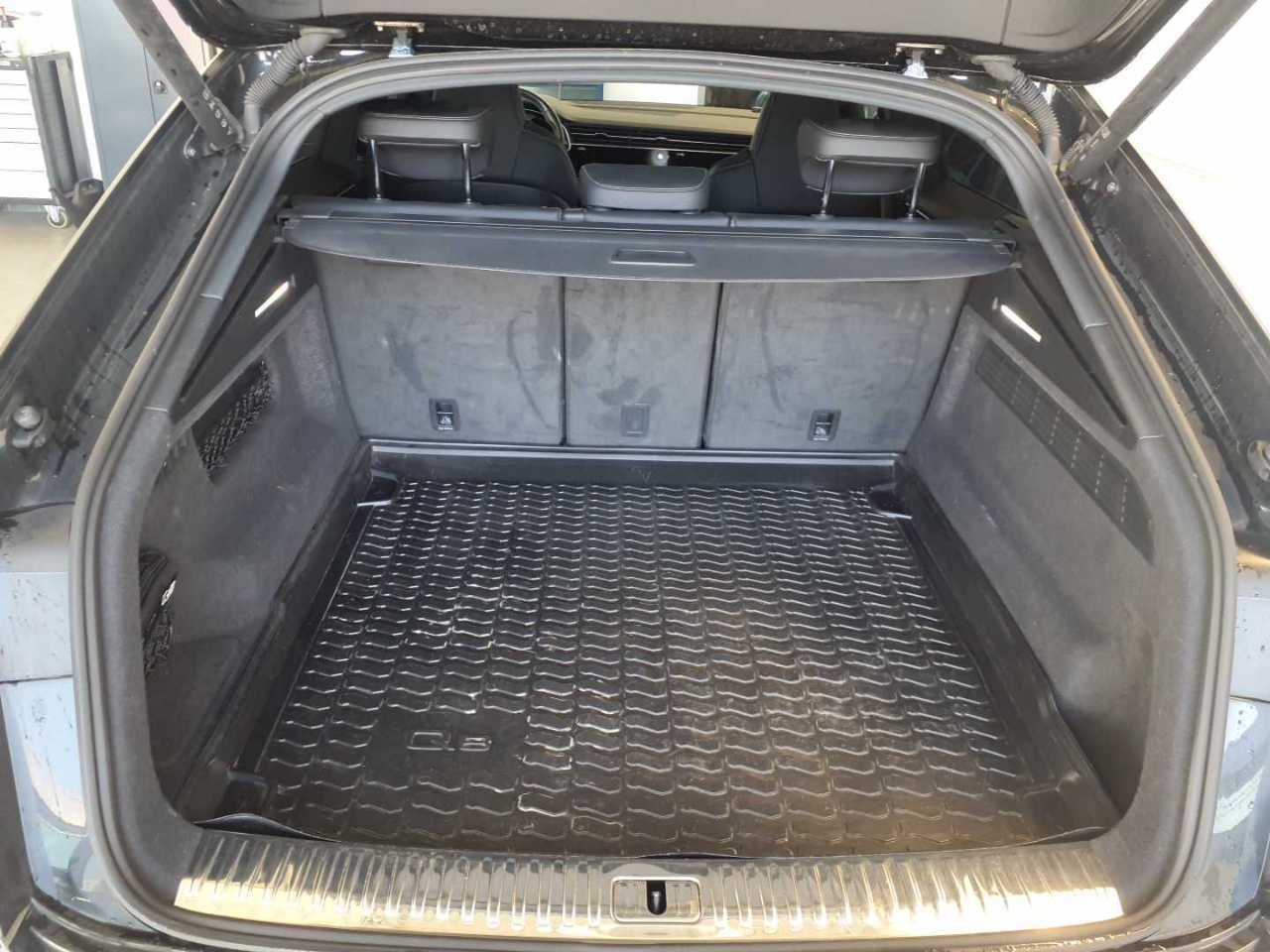 Audi SQ8 - Bild 10
