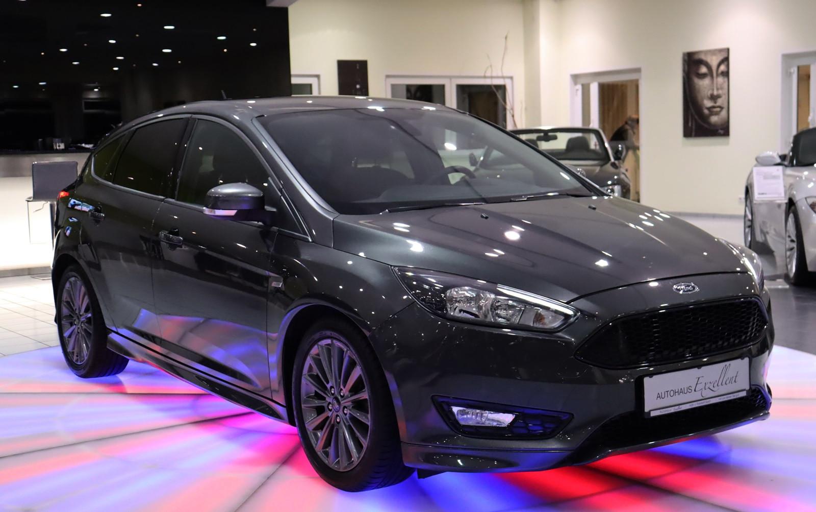 Ford Focus Lim. ST-line*NAVI*KLIMAAUT*KAMERA*SHZ*LHZ*