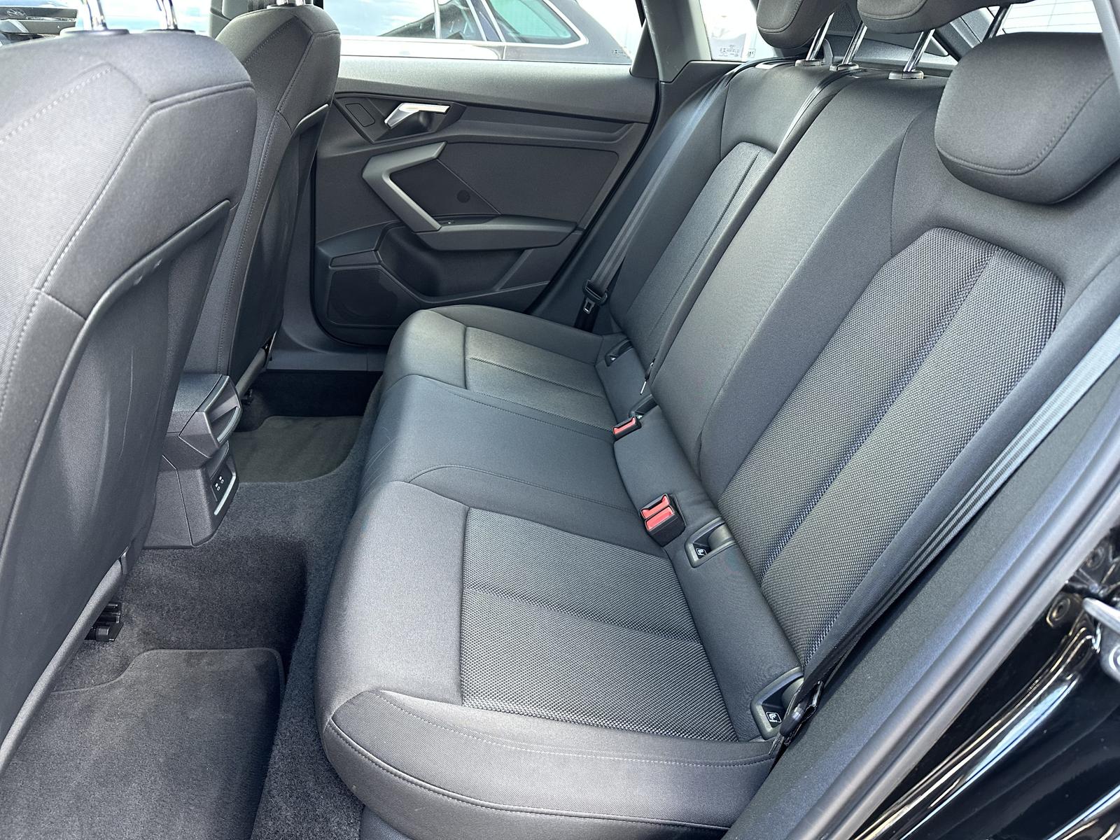 Audi A3 SpB 30 TDI Advanced NAV+LED+PARK-ASSIST+VCOCK, миниатюра 9