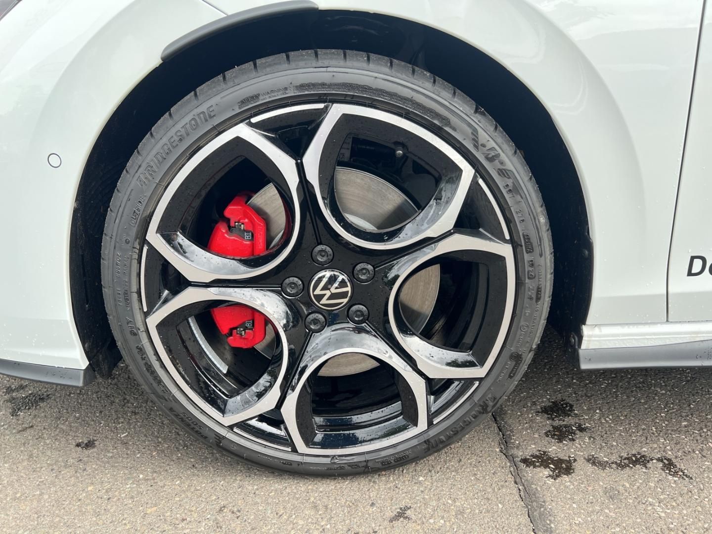 Fahrzeugabbildung Volkswagen Golf GTI VIII GTI,DSG,Soundsystem,19",DCC,Panora