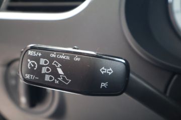Skoda Octavia Combi Style Automatik LED Pano PDC