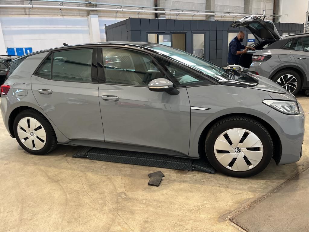 Volkswagen ID.3 PURE PERFORMANCE LED/NAVI/CARPLAY imagem 2