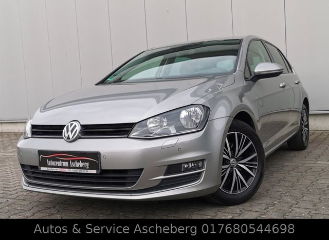 Volkswagen Golf VII Lim. Allstar BMT DSG *NAVI*SHZ*1.HAND