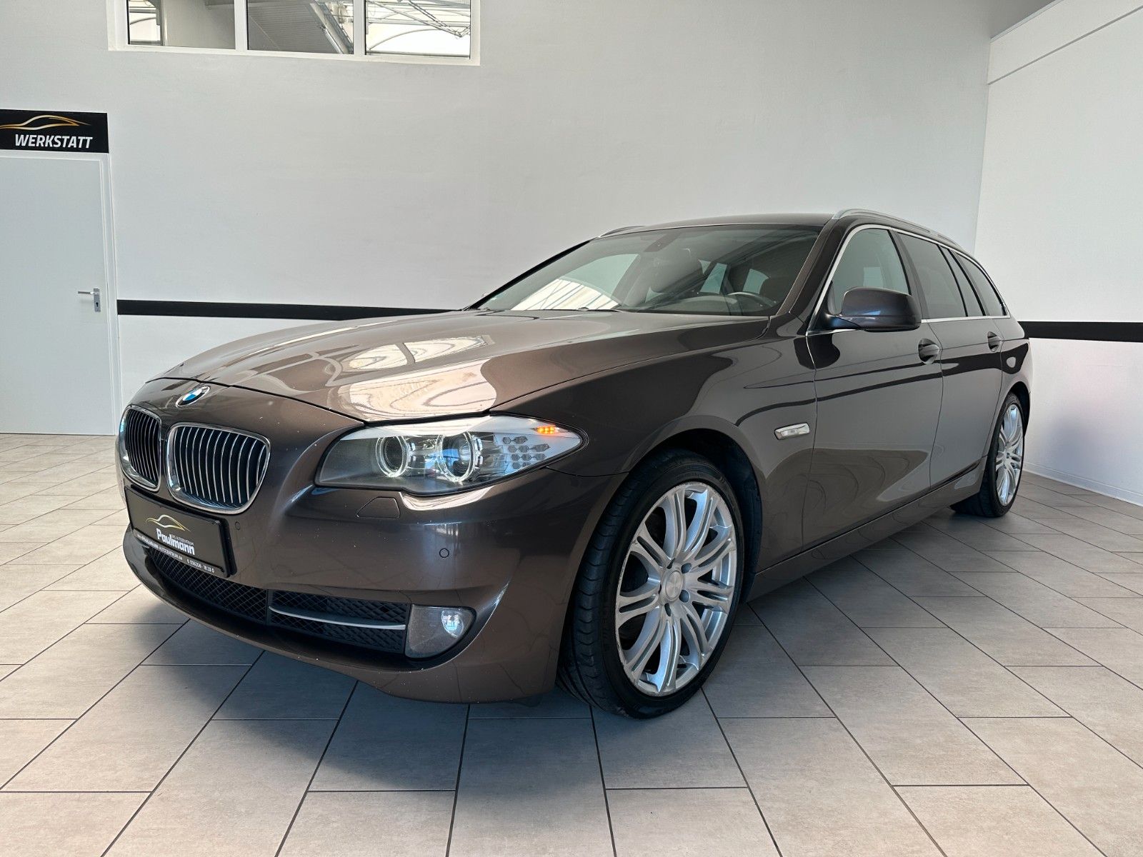 BMW 520 - 1