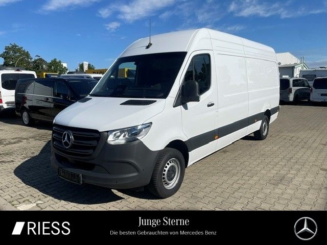 Image of Mercedes-Benz Sprinter