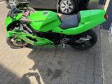 Kawasaki ZXR 750 J - KAWASAKI ZXR 750 J