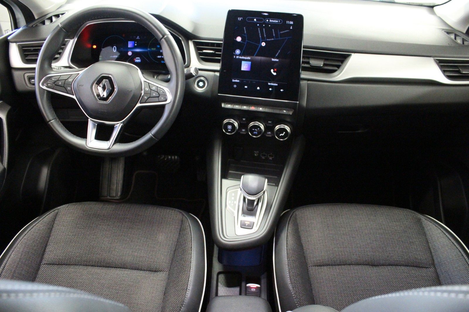 Fahrzeugabbildung Renault Captur E-Tech Plug-in 160 Plug in Hybrid