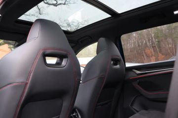 Fahrzeugverkauf 25 Skoda Kodiaq 2.0 TSI 195 kW 4x4 RS Pano AHK StHz