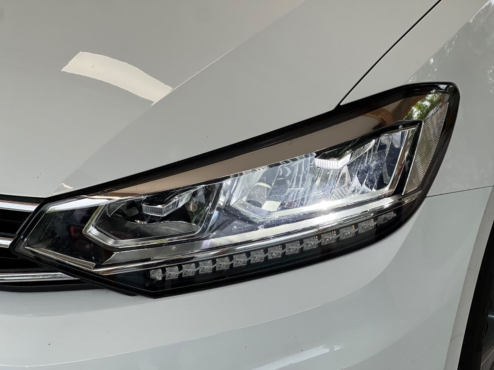 Volkswagen Touran Highline R-LINE DSG ACC AHK PDC 7-SITZER foto 15