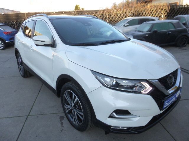 Nissan Qashqai Panorama/Navi/Klima/Kamera 360°/LED/PDC