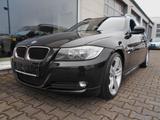 BMW 318i Touring -LEDER-PANORAMADACH-PDC-SPORTSITZE- - BMW 318 aus 2009: Kombi, 318i