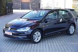 Volkswagen Golf VII 1.0 Comfortline LED Navi Tempomat PDC - gebrauchte Limousinen in Zwickau