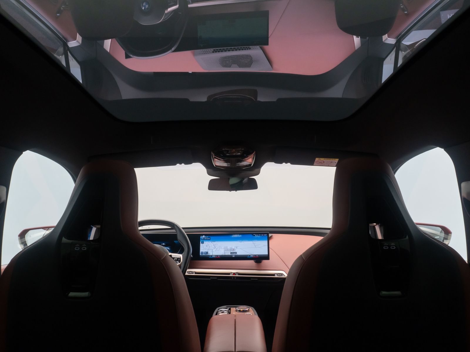 Fahrzeugabbildung BMW iX xD50 Sport Panorama Laser 360&deg;H/K SoftCL 22"