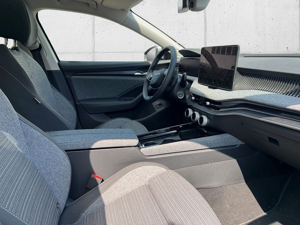 Skoda Superb - Bild 12