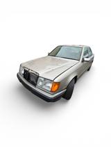 Mercedes-Benz Mercedes Benz E 230 W124 Limousine  2. Hand - Mercedes-Benz E 230: W124