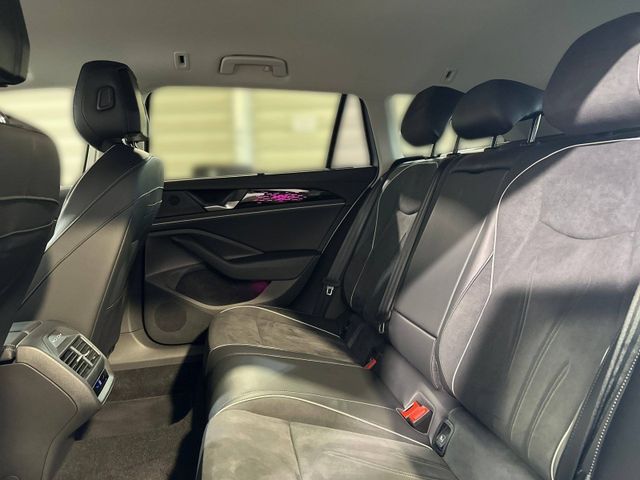 Passat Variant 2.0 TDI DSG ELEGANCE IQ.LIGHT+AHK