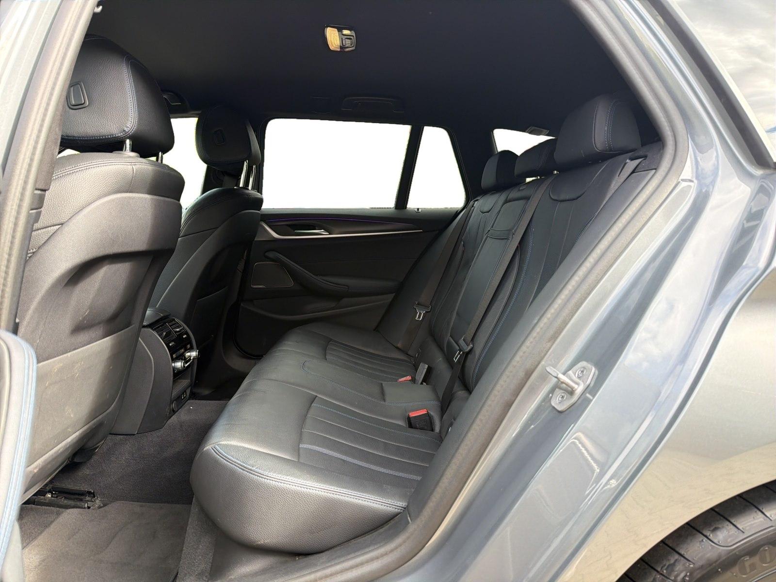 BMW 530d xDrive Touring AHK Laser HEAD-UP RFK HIFI