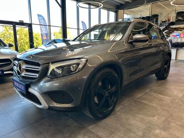 MYAUTOCENTER – Gebraucht- und Jahreswagen mit Werkstattservice in Pfaffenhofen Mercedes-Benz GLC *TÜVSERVICE NEU*TEMPO*AHK*SitzHZ*NAV*PDC*