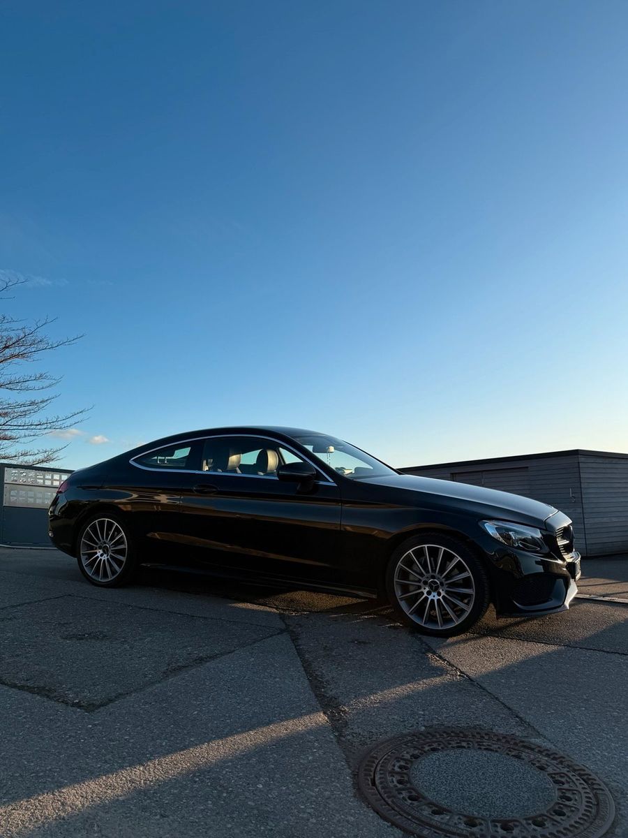 MERCEDES-BENZ Mercedes Benz C250 Coupé - AMG line