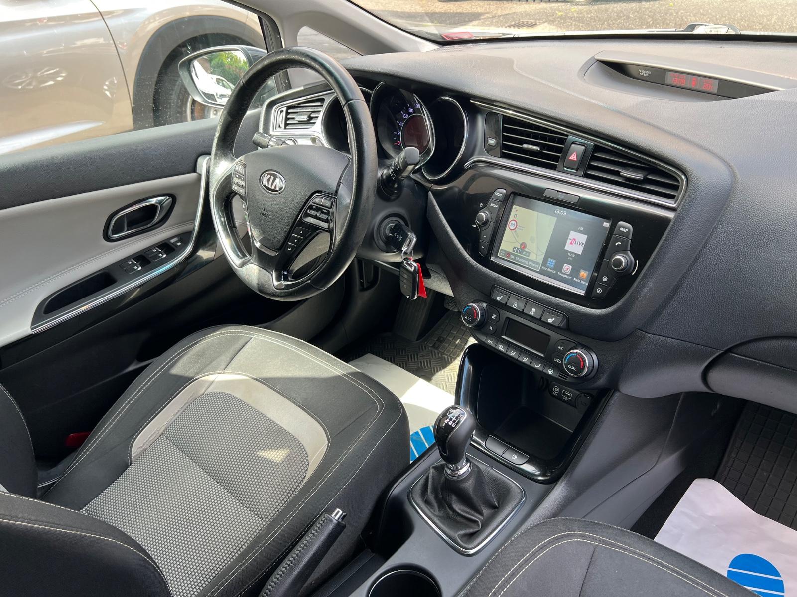 Kia Ceed Sportswagon Dream Team*TÜV*INS