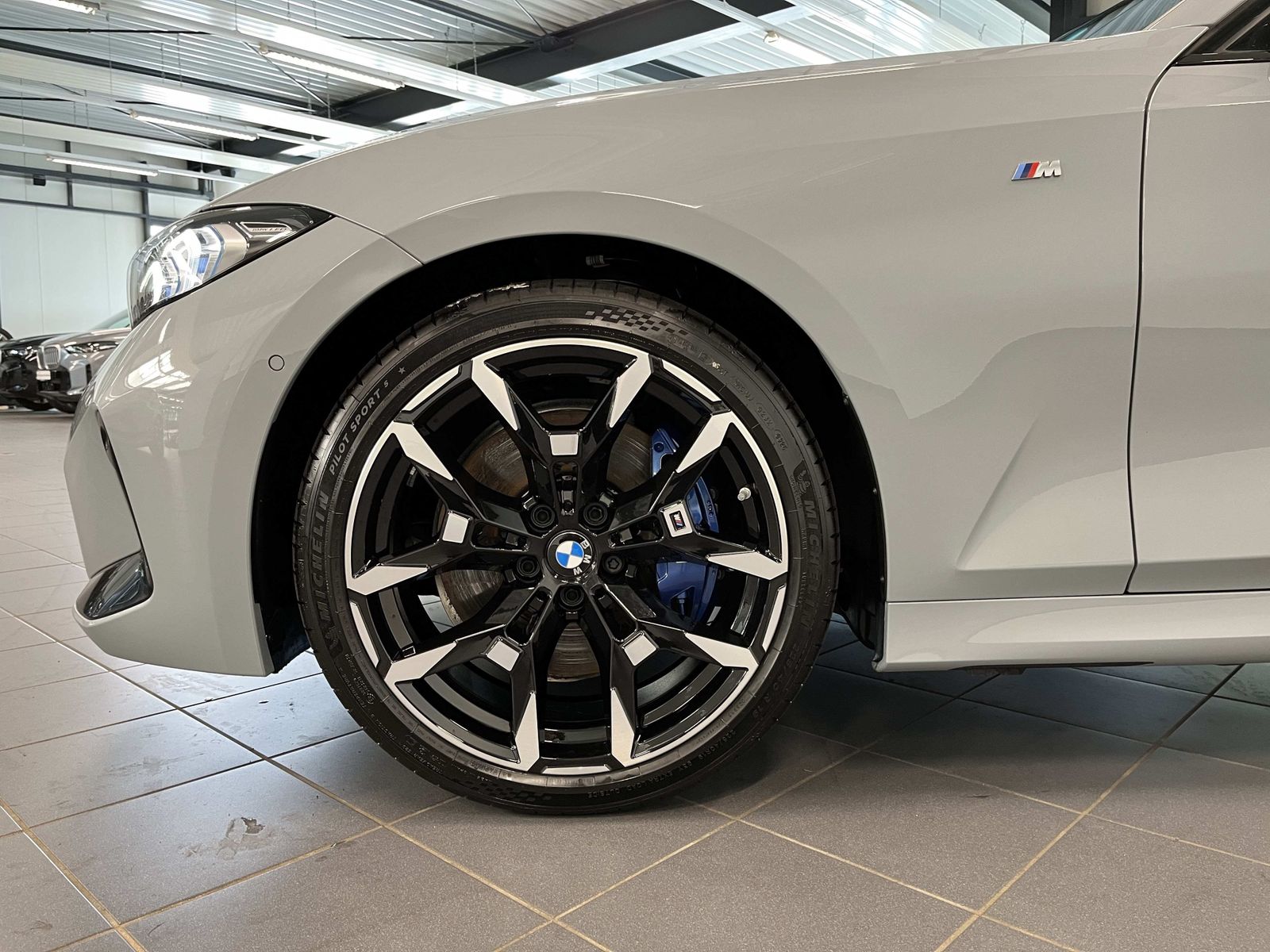 BMW 320 - Bild 6