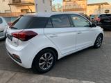Hyundai i20 16V Advantage erst 13000 km aus 1.Hand - Hyundai i20 Gebrauchtwagen in Duisburg