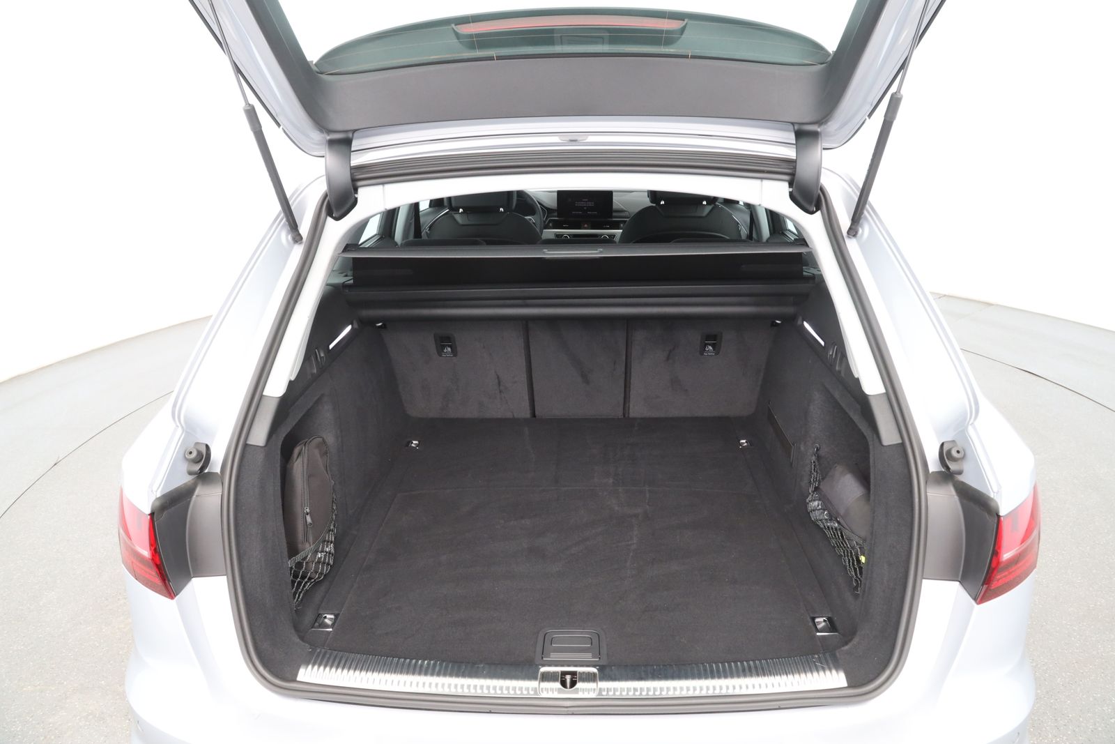 Audi A4 - Bild 10